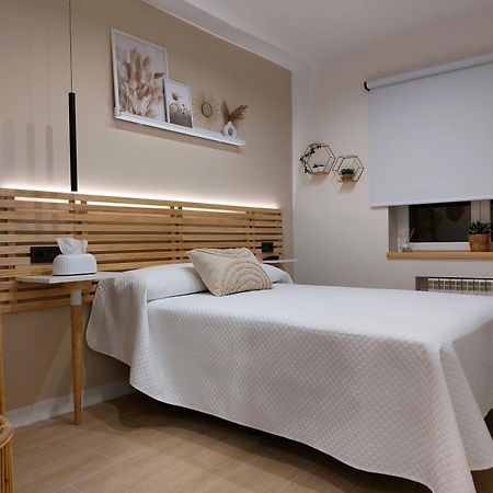 Pension Cabezas Oviedo Exterior photo